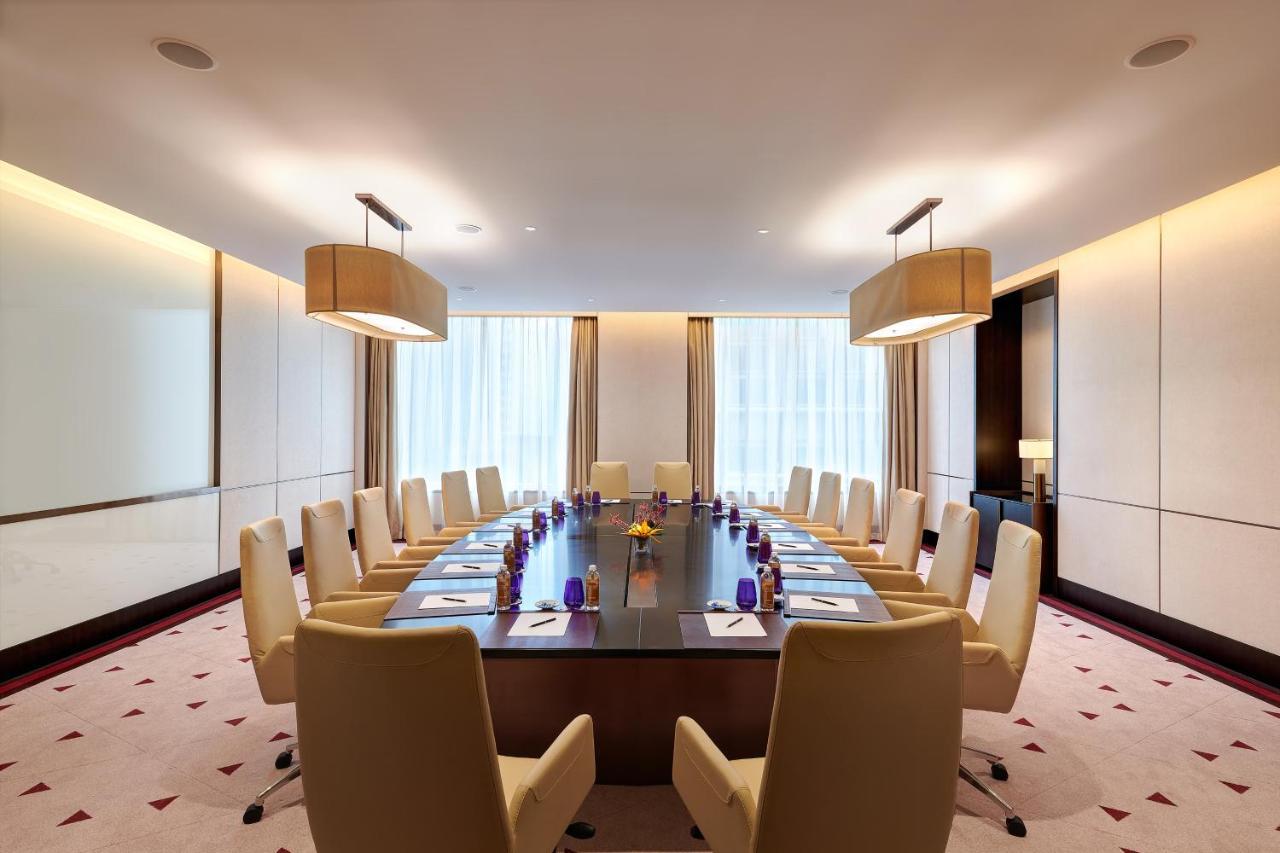 Hotel Pavilion Managed By Banyan Tree 5*